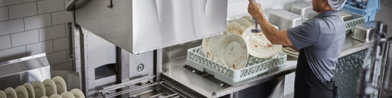 AM16 Door-Type Dishwasher Life-Style Image