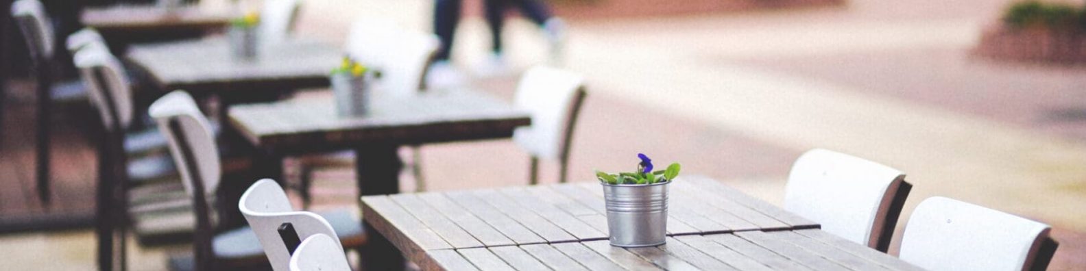 restaurant-tables